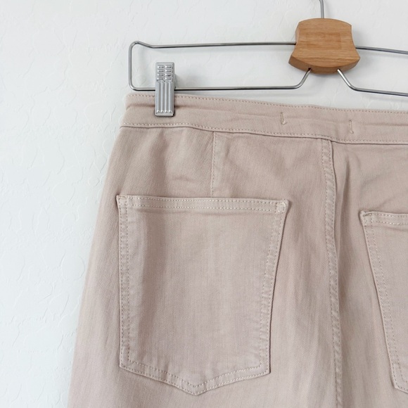 We The Free Just Float On Flare Jeans Size 31 R - Picture 6 of 9